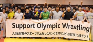 長州力が母校・専大を訪問、レスリングの五輪競技存続を訴える