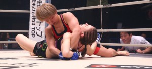 村田夏南子（日大卒＝フリー）がプロ・デビュー戦で勝利…総合格闘技「ＲＩＺＩＮ」