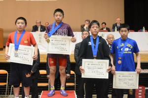 【写真集】ＪＯＣ杯・カデットの部／男子フリースタイル表彰式