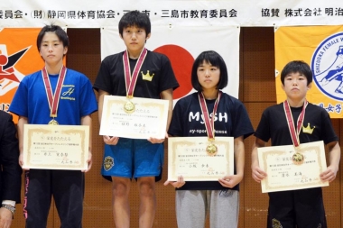 【写真集】全日本女子オープン選手権／高校生の部・表彰式