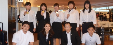 中国オープン出場の女子チームが帰国