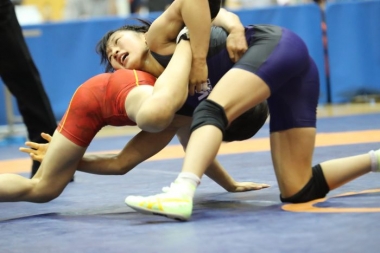 Susaki, Fujinami earn tickets to world championships