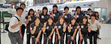 8.12～18世界ジュニア選手権（エストニア）出場の女子チームが出発