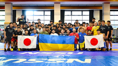 ウクライナ男子フリースタイル・チームが日体大に来日、韓国、中国女子も加わって“国際練習”