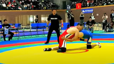 【動画】障害者レスリング・エキシビジョンマッチ／谷津嘉章（日本障がい者レスリング連盟）－中西茂登樹（INABE）