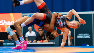 【2025年世界選手権・展望（18）】階級を下げた石井亜海（クリナップ）とケネディ・ブレーデス（米国）が優勝を争うか…女子68kg級