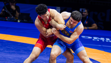 【写真集】2025年世界選手権/男子グレコローマン77kg級・日下尚(マルハン北日本)-決勝・表彰式