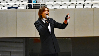 プロレス流の選手コールで決勝戦を盛り上げる…2025年全日本大学グレコローマン選手権