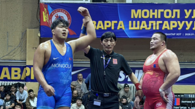 バトバヤル・ナムバルダグワ（育英大）がモンゴルのアジア選手権予選・男子フリースタイルでも優勝