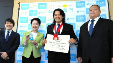【リンク】レスリングの全国大会で3位　山口・周南公立大3年の武重毅留選手（朝日新聞）